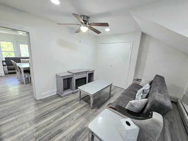 356 Pacific St #3 — Photo 4