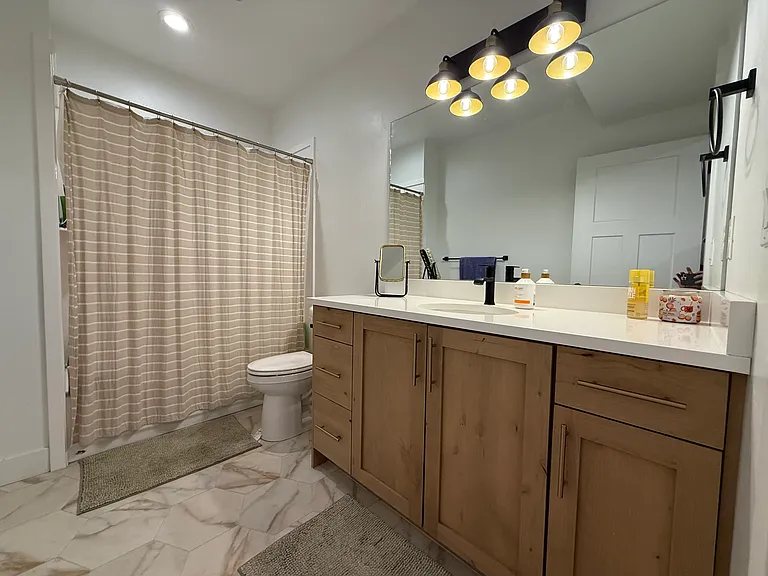 3142 W Harvard Dr — Photo 35