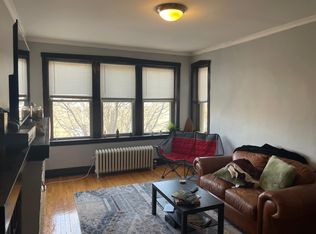 2709 W Wellington Ave #3, Chicago, IL 60618