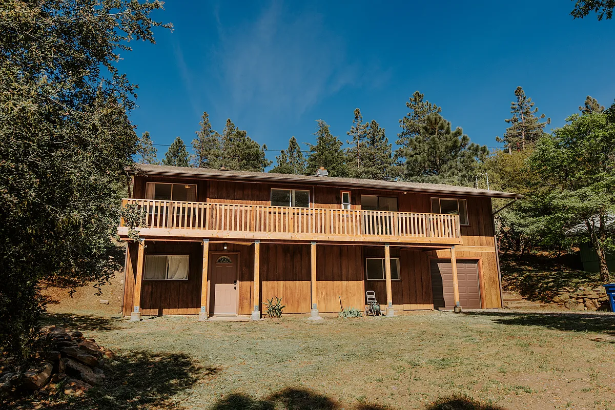 Building Photo - 3227 Salton Vista Dr