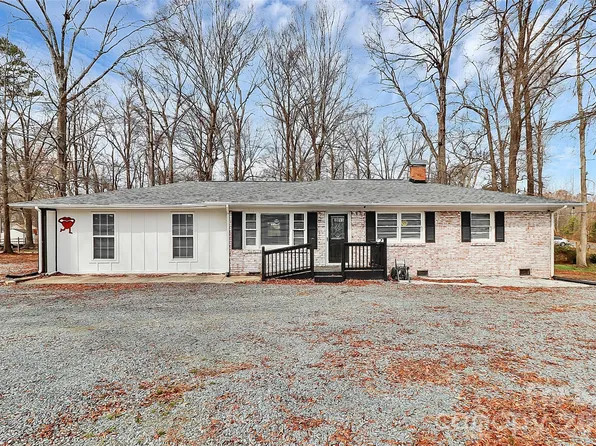 2015 Overhill Dr, Monroe, NC 28110