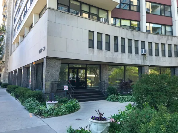 3410 N Lake Shore Dr APT 12C, Chicago, IL 60657