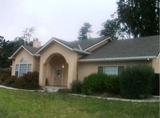 381 Paradise Rd, Salinas, CA 93907