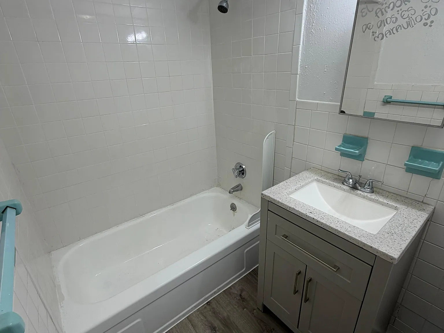 3 bed, $3,000 — Photo 2