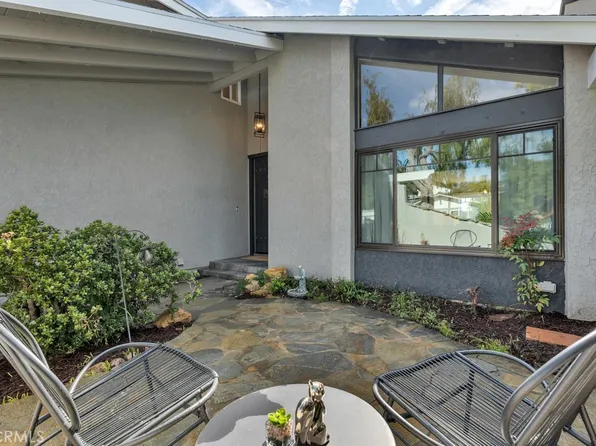 6402 Pinion St, Oak Park, CA 91377