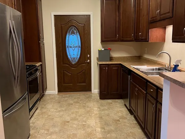 189 E 2nd St #201, Corning, NY 14830