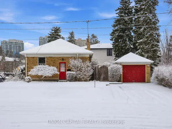 71 Stuart Cres, Toronto, ON M2N 1A8