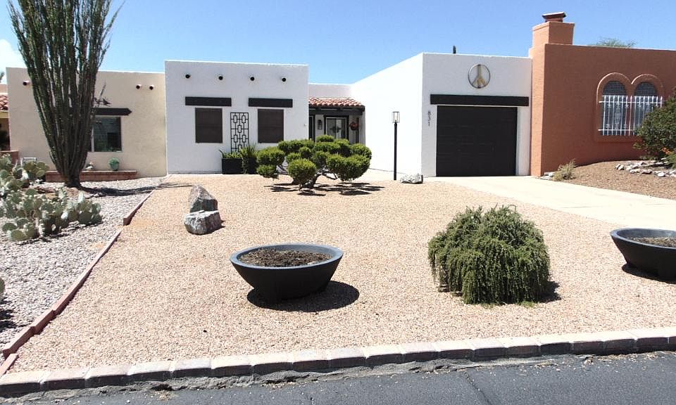 1st image of 831 W Paseo Del Prado