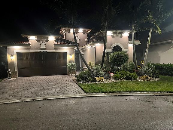 2nd image of 11959 Leon Circle N