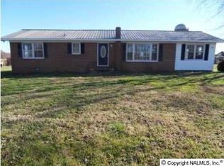 1611 Carter Grove Rd, Hazel Green, AL 35750