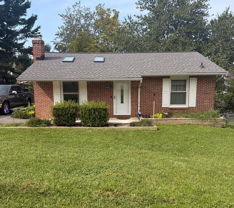 2nd image of 4 Donalds Ln