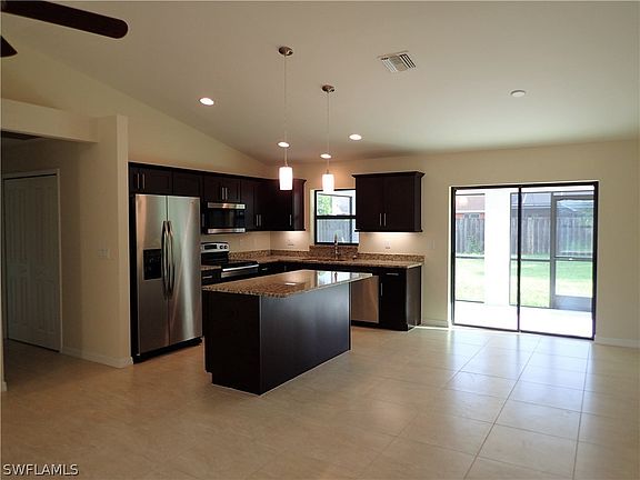 3rd image of 1705 NE 1st Terrace Cpe