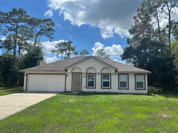 7943 N Tiny Lily Dr, Citrus Springs, FL 34434