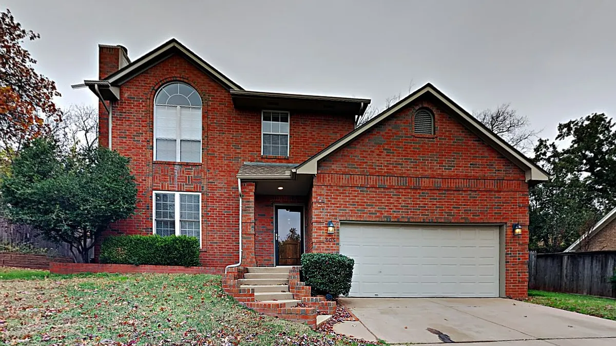 Building Photo - 605 Knights Bridge Rd