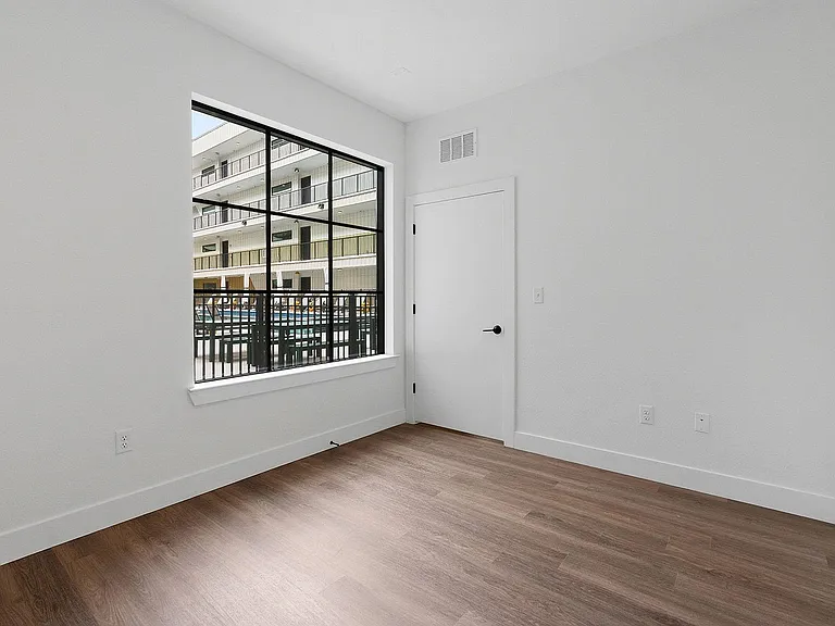 4315 S Congress Ave #202 — Photo 13