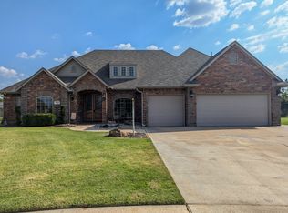 5013 Deerfield Ave, Enid, OK 73703