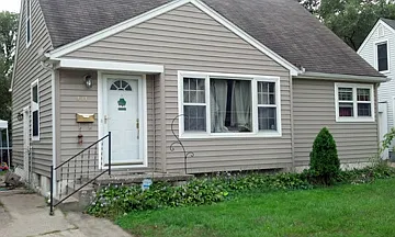 331 Adams Ct photo 1