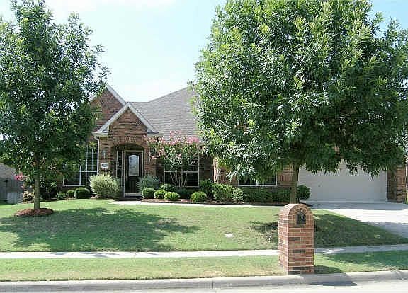 2nd image of 4210 Wildbriar Ln