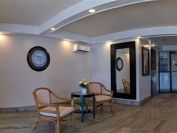4th image of 6080 NW 44th St APT 305