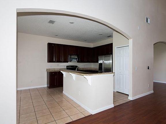 4th image of 2561 Volta Cir