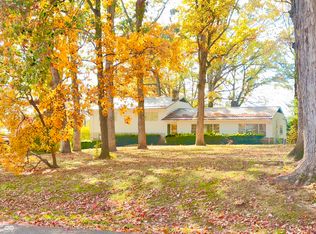 208 Southridge Rd, Fort Wayne, IN 46825