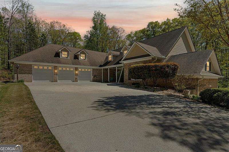 1st image of 8878 Brewer Rd