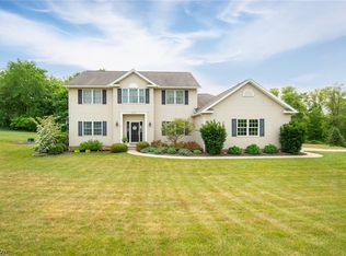 15075 Apple Blossom Trl, Beloit, OH 44609