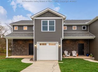 75 Residence Dr, Winfield, WV 25213