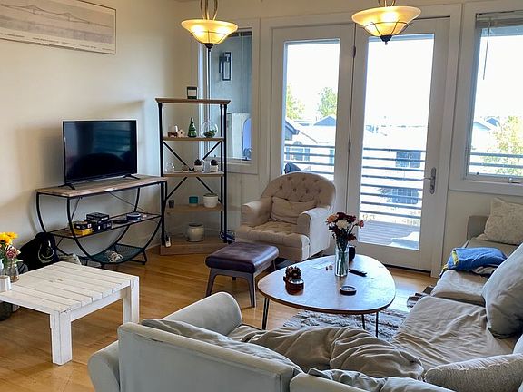 5th image of 2800 Aurora Ave Unit 307