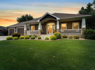 21458 Naples St NW, Elk River, MN 55330