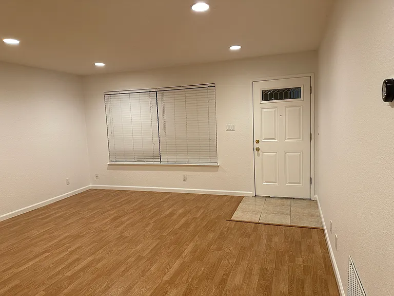 2297 Goldcrest Cir — Photo 6
