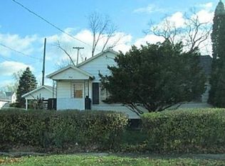 704 S Front St, Belding, MI 48809