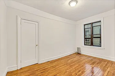 Rented by Pistilli Realty Group