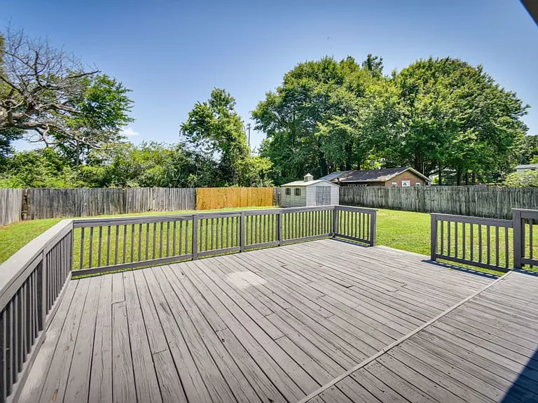 216 Matt Ln — Photo 24