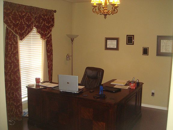 Office/Formal Living Rm
