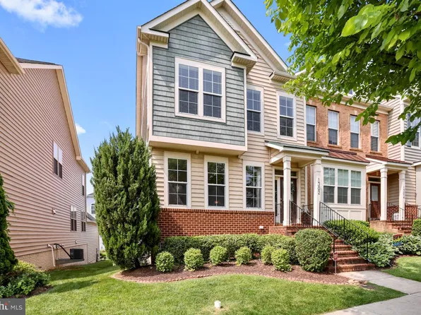 1302 Lander Creek Dr, Brunswick, MD 21716