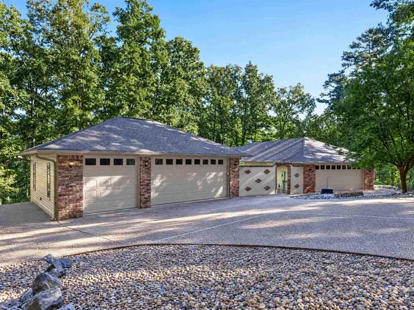 17 Judio Ln, Hot Springs, AR 71909
