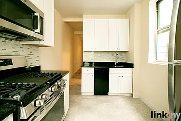 Rented by Link NY Realty