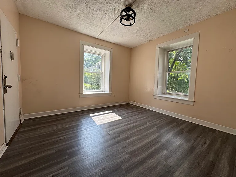 45 Long Hill Rd #1R — Photo 7