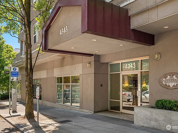 2nd image of 4343 Roosevelt Way NE APT 210