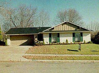 150 Pinecone Dr, Springboro, OH 45066