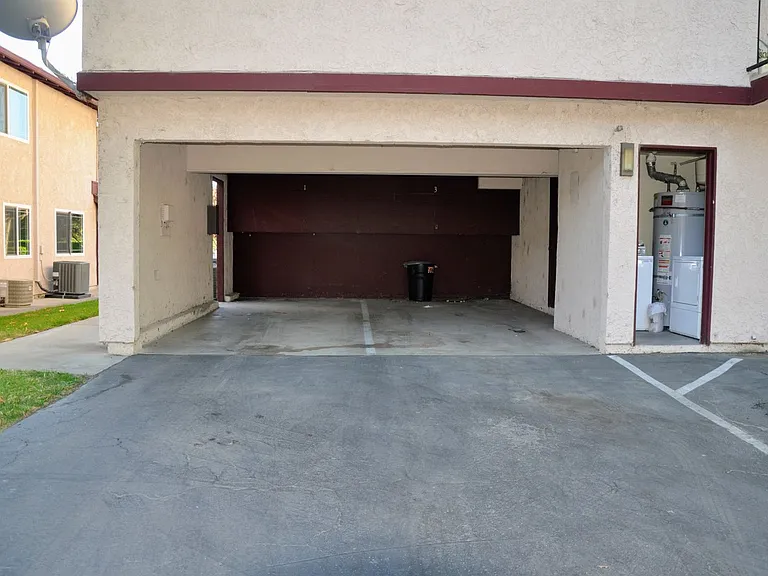 1189 W Sierra Madre Ave #3 — Photo 14