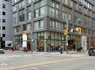 101 Peter St W #709, Toronto, ON M5V 0G6
