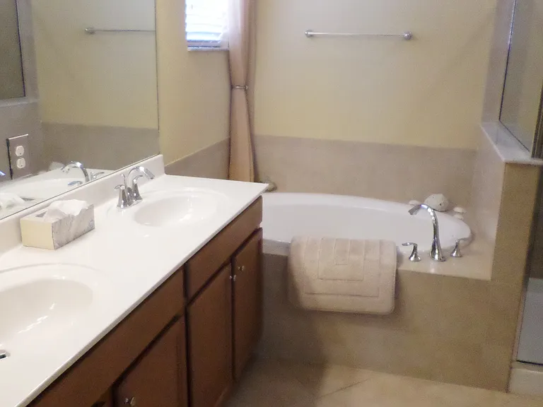 11699 Anhinga Ave — Photo 4