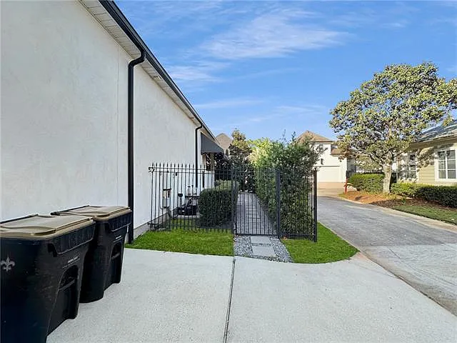 12 Royal Palm Blvd — Photo 50