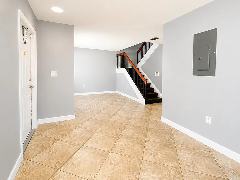 5476 Gate Lake Rd #5476 — Photo 9
