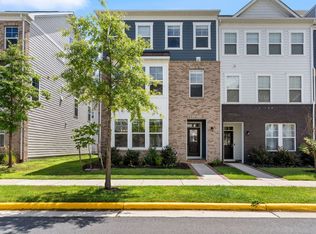 17713 Longspur Cove Ln, Dumfries, VA 22026