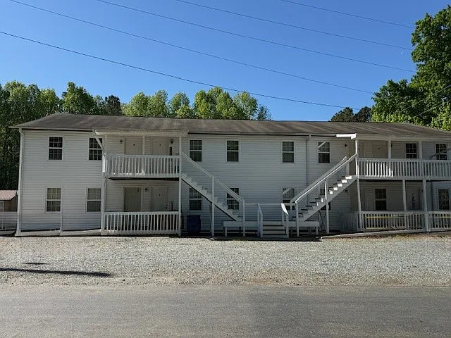329 W Brookwood Ave #8 — Photo 1