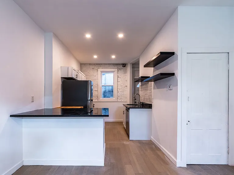 2205 Carey Way — Photo 2