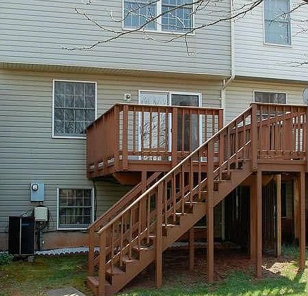 2nd image of 21909 Myrtlewood Sq
